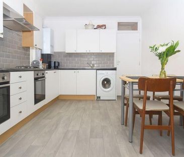 Property to rent - Photo 5