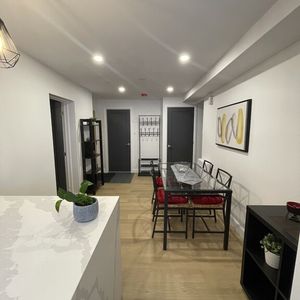 Appartement 4 1/2 Meublé Et Rénové - Photo 2