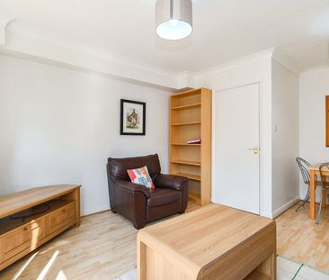 Milward Gardens, Binfield, Bracknell, RG12 - Photo 3