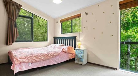 Tranquil Spacious Living - Photo 2