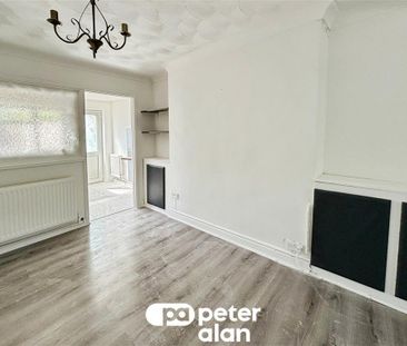 Alma Street, ABERTILLERY - Photo 2
