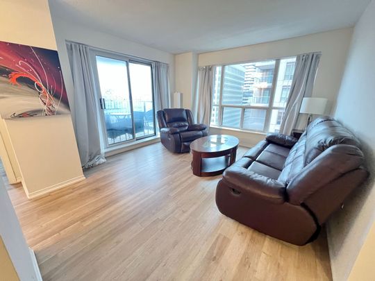 For Lease - 909 Bay Street Unit# 1701, Toronto, Ontario - Photo 1