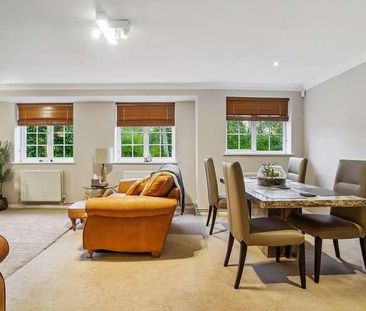 Blackpond Lane, Farnham Royal, Slough, SL2 - Photo 2