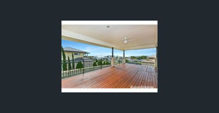 King Size Comfort with Water Outlook - Photo 2