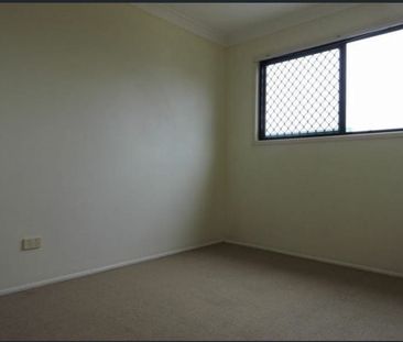 2 bedroom Townhouse - Perfect Position - Photo 6