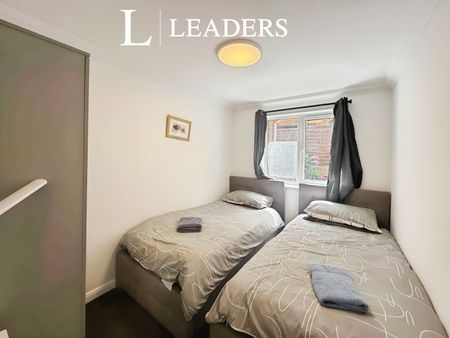 property to rent Cambridge Road, Bournemouth, X, BH2 - Photo 3