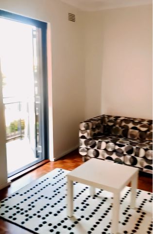 2 beds 1 baths - Photo 4