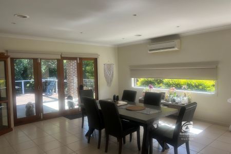 EASTWOOD LIVING! - Photo 2