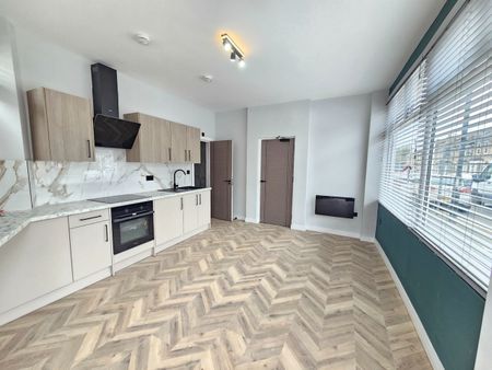 2 Bed Flat, Parish Lane, SE20 - Photo 3