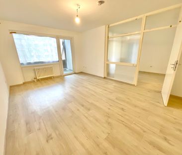 Frisch renovierte 4 Zimmerwohnung mit Balkon - Photo 1