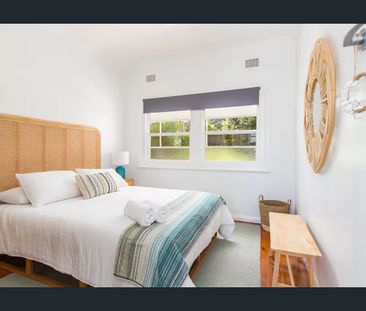 300m to Shoal Bay Beach! - Photo 6