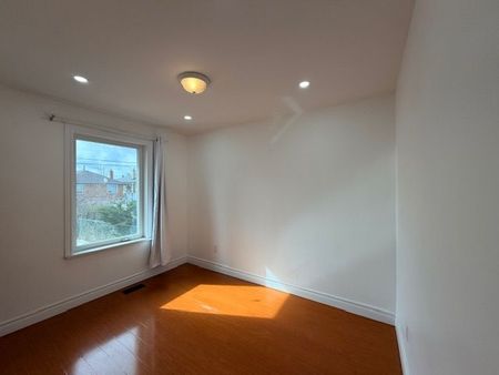 For Lease - 39 Lewiston Road Unit# Main, Toronto, Ontario - Photo 2