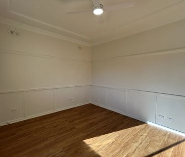 Renovated home close to everything! - Photo 5