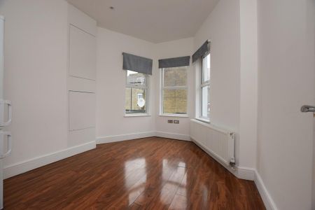 3 bedroom flat to rent - Photo 5