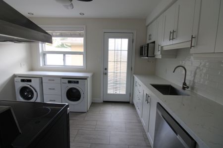 For Lease - 389 Allgood Street Unit# Main Fl, Richmond Hill, Ontario - Photo 3