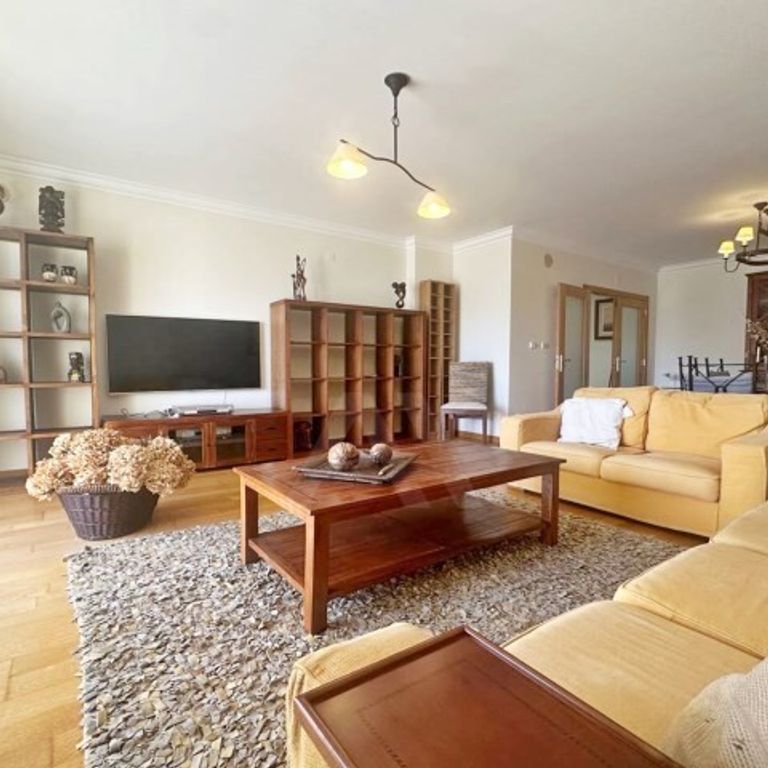 3 room luxury Flat for rent in Carcavelos e Parede, Cascais, Lisbon - Photo 1