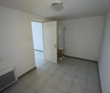 Location Appartement 1 pièce 29m² ORLEANS 45000 - Photo 2