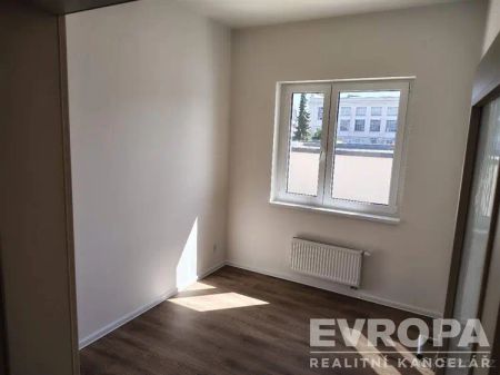 Pronájem bytu s terasou, novostavba 2+kk, Praha Hostivař - Fotografie 3
