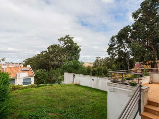 3 room luxury Semidetached House for rent in Oeiras, Lisbon - Photo 1