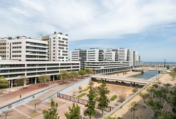 Carrer de Pi i Margall, Badalona, Catalonia 08912