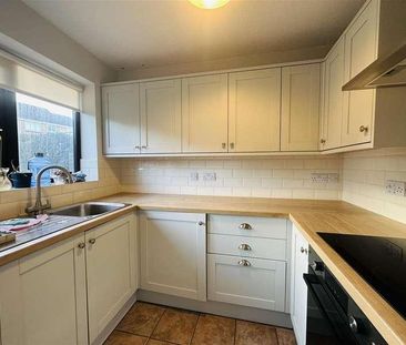 Churchdale Close, Nuneaton, CV10 - Photo 6