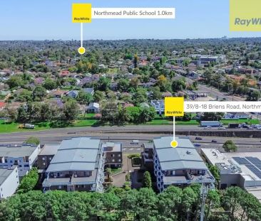 DOUBLE STOREY APARTMENT - Photo 3