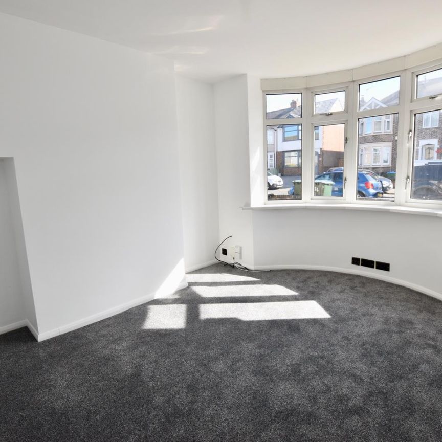 Wyken Croft, Coventry - Refurbished Traditional Mid Terrace - Photo 1