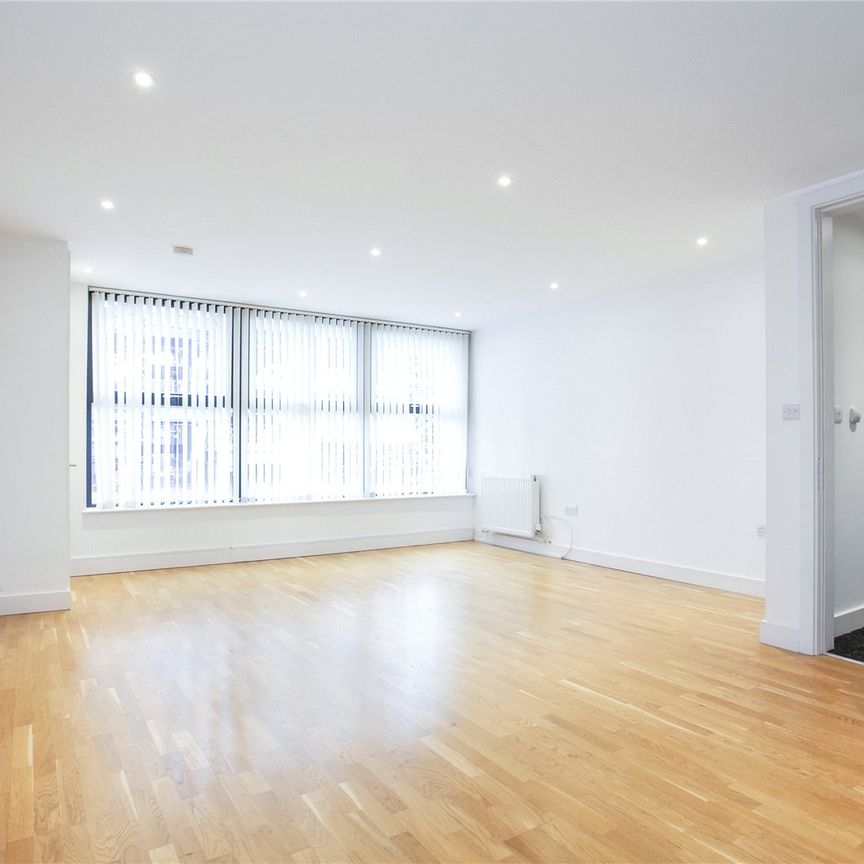 Holywell Lane, Shoreditch, London, EC2A 3ET - Photo 1