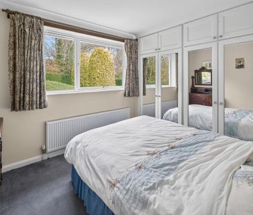 5 bedroom detached house to rent - Photo 4