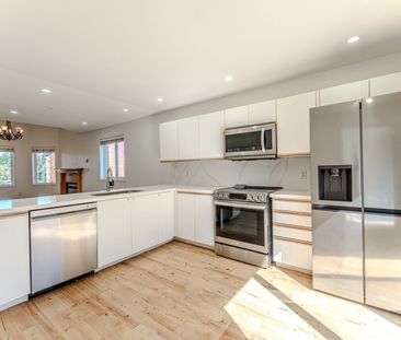 For Lease - 9 Kestrel Court Unit# Upper, Barrie, Ontario - Photo 4