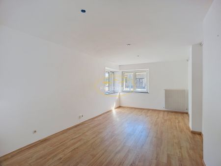 Location Maison 4 pièces 133m² GONDRECOURT LE CHATEAU 55130 - Photo 2