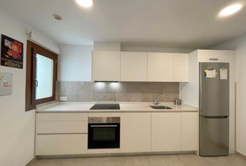 Apartamento amueblado con dos dormitorios, patio, Plaza del Cuadrado Palma