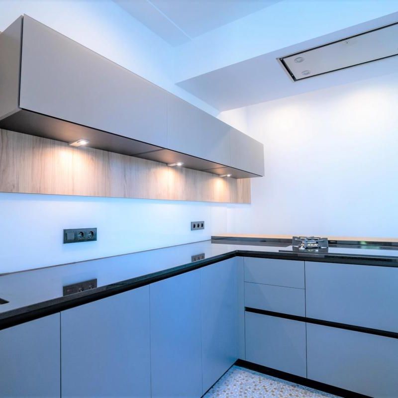 EU District : Stunning 3-Bed Duplex with Garden - Foto 1