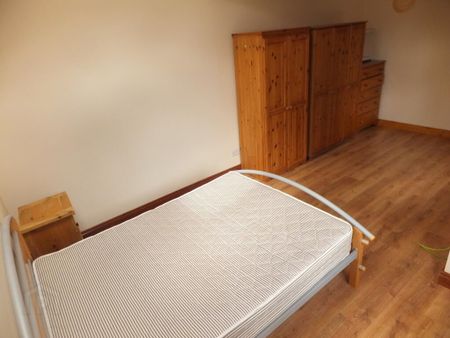 Flat 2, 34 Tates Avenue, Belfast, BT9 7BY - Photo 4