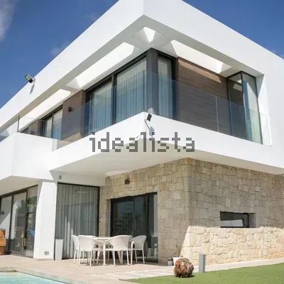 Alquiler de casa o chalet independiente en Calle de Bruselas - Photo 1