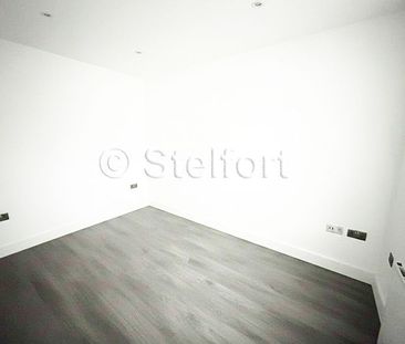 Leytonstone Road, E15, London - Photo 3
