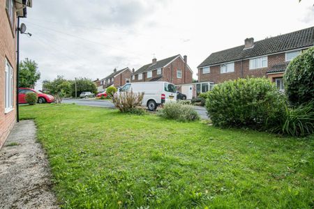 Fyfield Close, Wantage, Oxfordshire - Photo 4