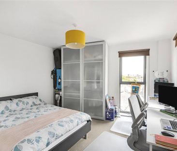 Bicycle Mews, London, SW4 - Photo 2