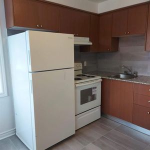 2 CH - 1 SDB - Montréal - $1,400 /mo - Photo 3