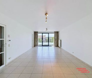 Appartement te huur in Sint-Kruis - foto 4