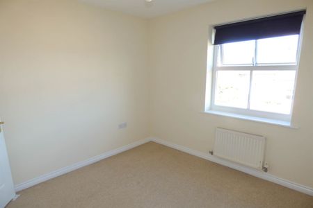 2 bed flat to rent in Brass Thill Way, South Shields, NE33 - Photo 3
