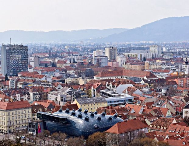 Graz-zentrale Lage: Neu renoviert, top angebunden und leistbar! - Foto 1