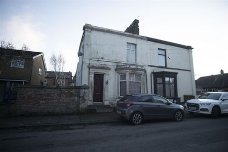 1 Bed Flat to Let on Victoria Road, Fulwood - Photo 3