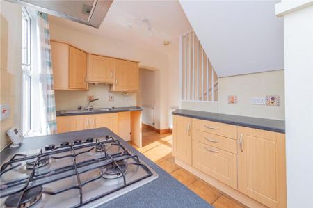 2 bedroom property to rent - Photo 2