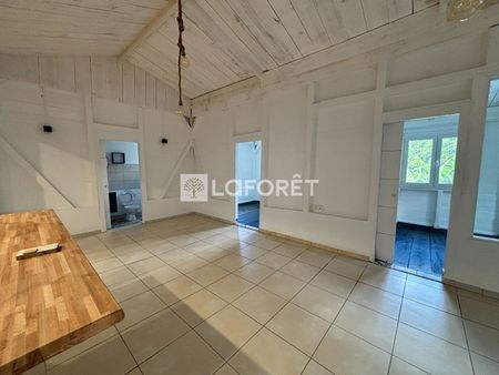 House - Photo 2