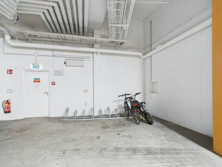 3. OG | 1 Zimmer-Wohnung | 2m² Loggia | Hofseitig - Photo 5