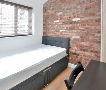 6 bedroom semi-detached house to rent - Photo 6