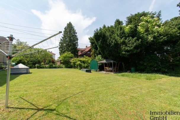 Gepflegte 3-Zimmer-Wohnung inkl. Einbauküche, Terrasse und Garage in Traun zu vermieten! - Photo 1