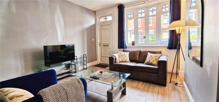 3 bedroom semi-detached house to rent - Photo 3