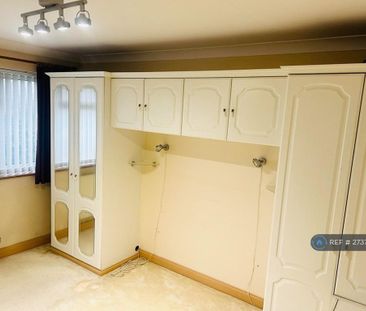 2 bedroom maisonette to rent - Photo 4